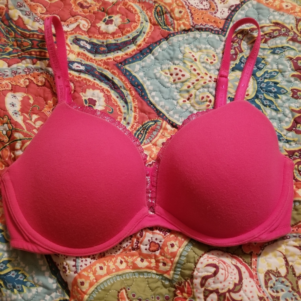 VS size 34D Bra